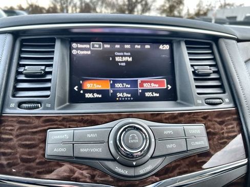 Used 2020 Nissan Armada SL image 13