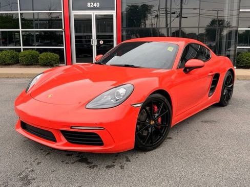 Used 2018 Porsche 718 Cayman S RWD image 1