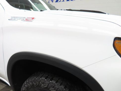 Used 2023 Chevrolet Silverado 1500 ZR2 image 35