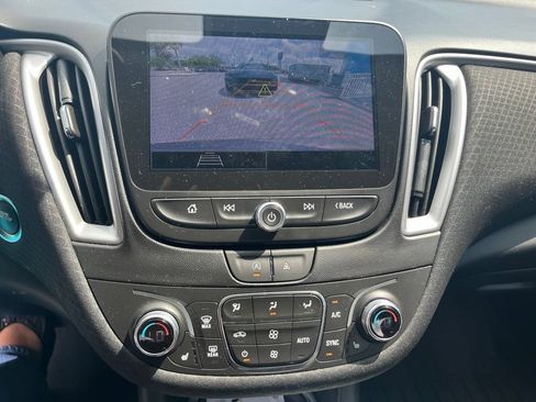 Used 2023 Chevrolet Malibu LT w/ Driver Confidence Package FWD image 17