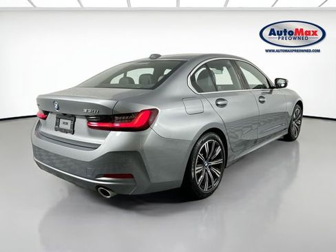 Used 2025 BMW 330i xDrive Sedan w/ Convenience Package image 2