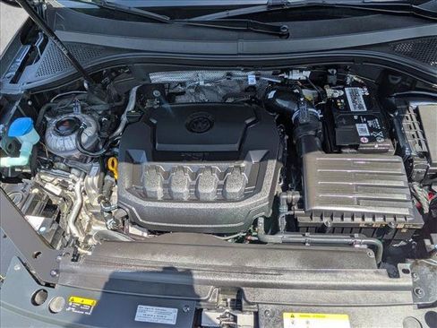 Used 2023 Volkswagen Tiguan SE FWD image 22