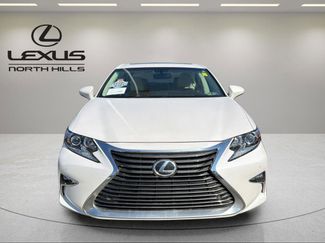 Used 2016 Lexus ES 350 w/ Navigation System Package video 2