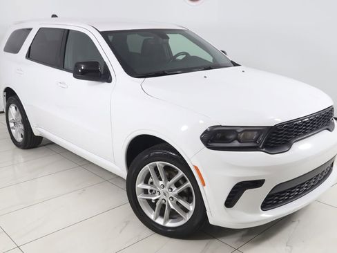 Used 2025 Dodge Durango GT w/ Trailer Tow Group IV image 18