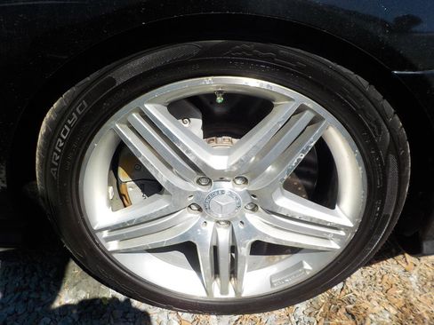 Used 2009 Mercedes-Benz S 63 AMG w/ Premium 2 Pkg image 32
