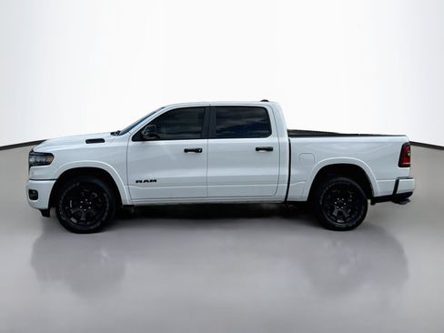 Used 2025 RAM 1500 Big Horn AWD/4WD image 4