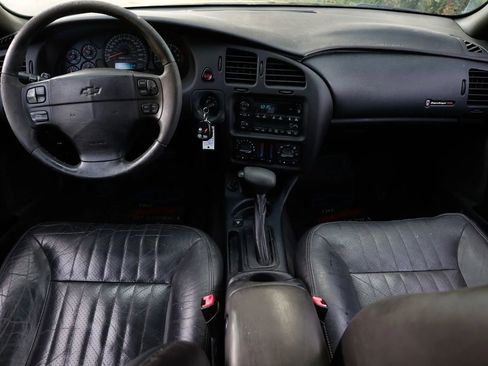 Used 2005 Chevrolet Monte Carlo SS w/ Preferred Equipment Group image 19