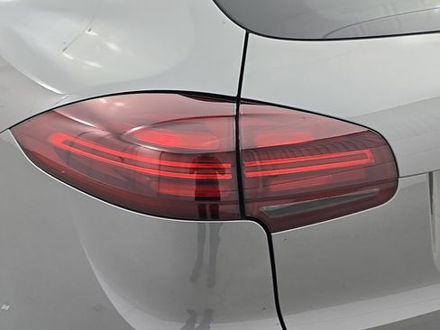 Used 2016 Porsche Cayenne GTS image 35