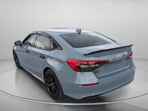 Used 2023 Honda Civic Sport image 6
