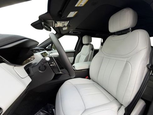 New 2026 Land Rover Range Rover Sport SE AWD/4WD image 11