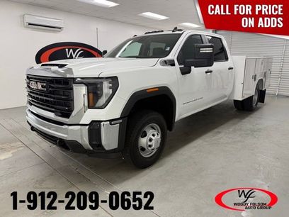 New 2025 GMC Sierra 3500 Pro w/ Convenience Package