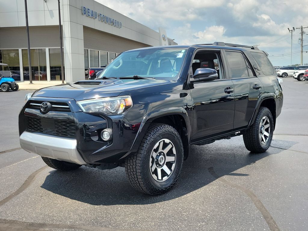 Used 2020 Toyota 4Runner TRD Off-Road Premium w/ Moonroof Package AWD/4WD image 8