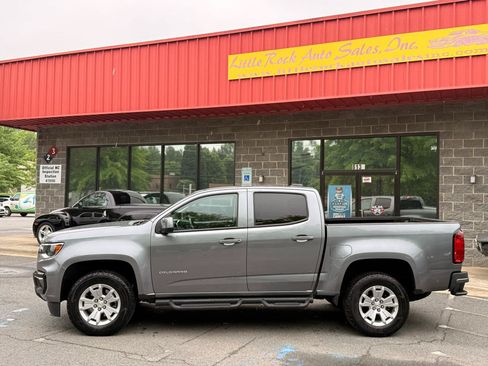 Used 2022 Chevrolet Colorado LT w/ LT Convenience Package RWD image 2