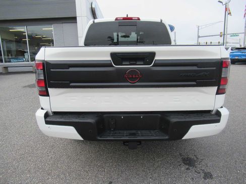 Used 2025 Nissan Frontier PRO-4X w/ Pro Convenience Package AWD/4WD image 6