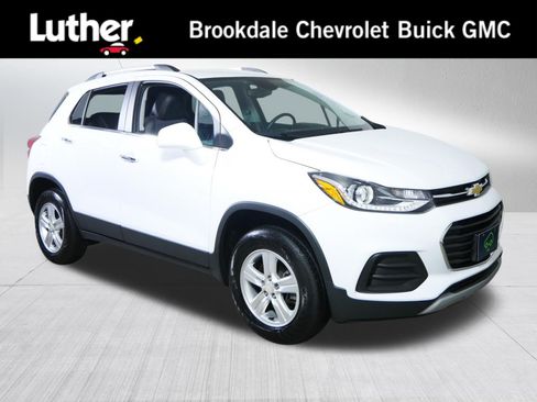 Certified 2019 Chevrolet Trax LT w/ Driver Confidence Package AWD/4WD image 1