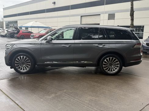 Used 2023 Lincoln Aviator Reserve image 9