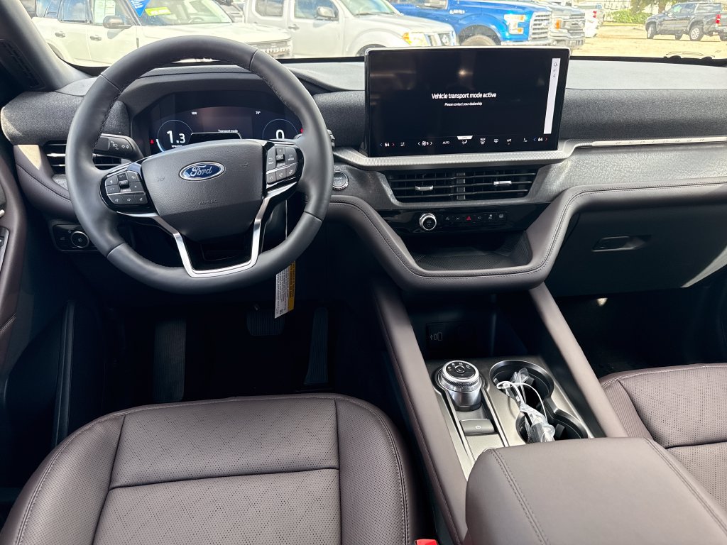 New 2027 Ford Explorer Platinum RWD image 5