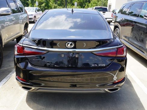 Used 2024 Lexus ES 350 w/ Premium Package FWD image 6