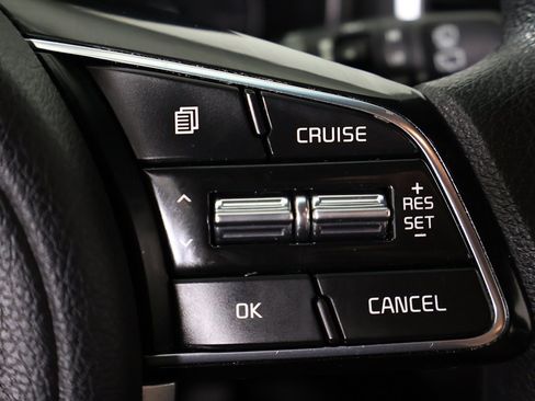 Used 2022 Kia Sportage LX image 36