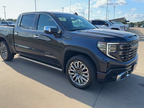 Used 2025 GMC Sierra 1500 Denali Ultimate AWD/4WD image 2