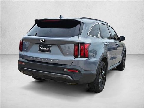 Used 2021 Kia Sorento S w/ Panoramic Sunroof Package AWD/4WD image 5