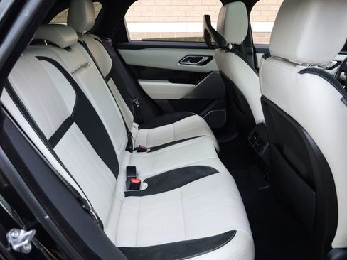 Used 2019 Land Rover Range Rover Velar R-Dynamic SE image 24