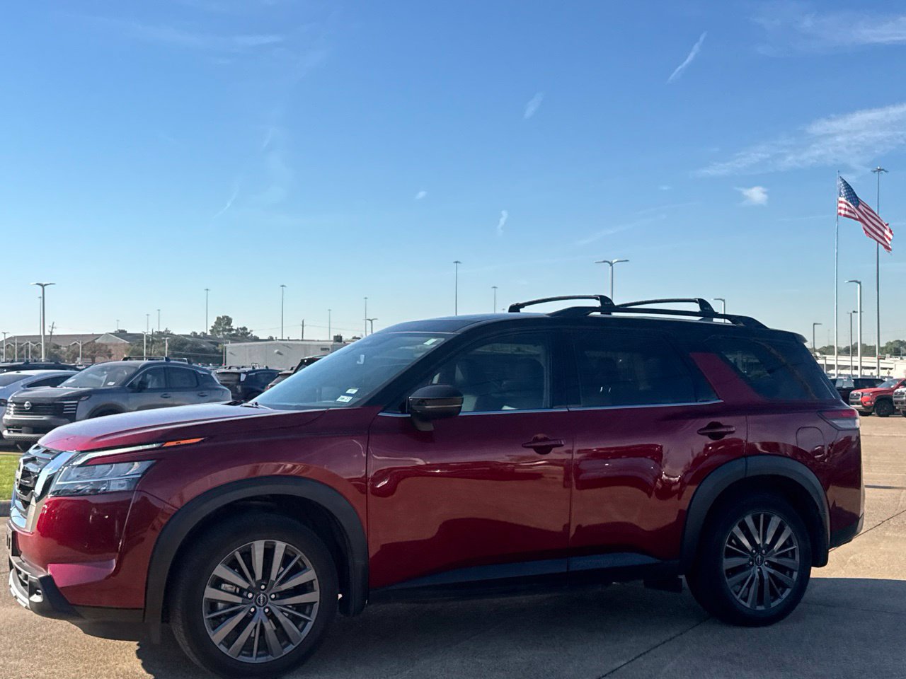 Certified 2024 Nissan Pathfinder SL w/ SL Premium Package FWD image 13