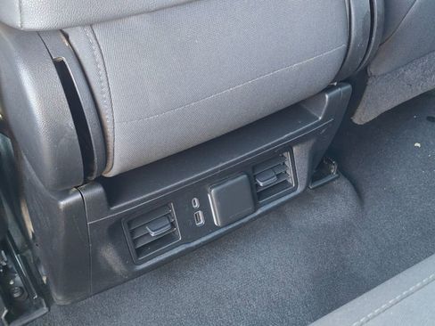 Used 2024 GMC Sierra 2500 SLE image 20