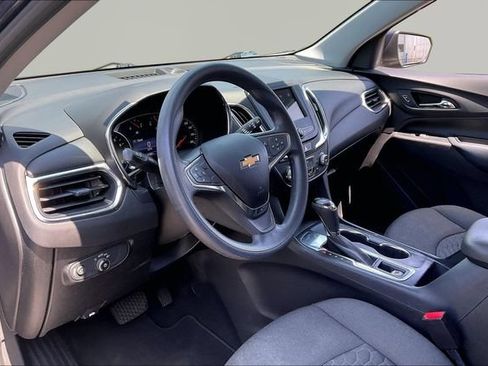 Used 2019 Chevrolet Equinox LT FWD image 10