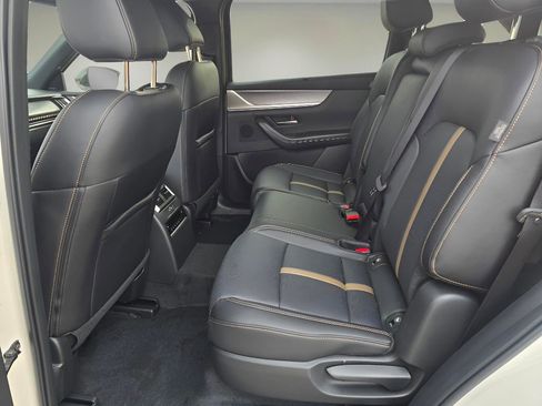 New 2025 MAZDA CX-70 Plug-In Hybrid w/ Premium Plus image 11