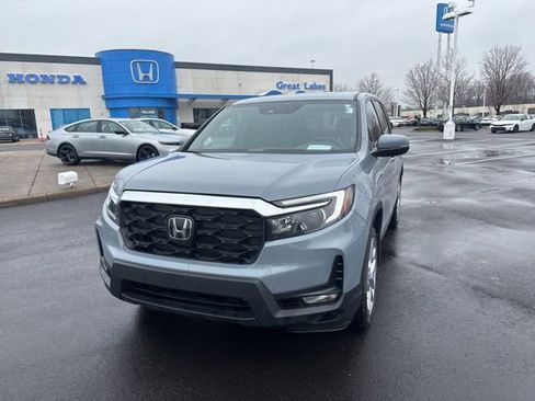 Used 2025 Honda Passport EX-L image 2