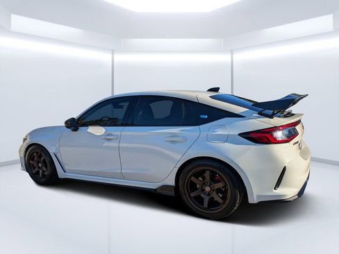 Used 2023 Honda Civic Type R image 5