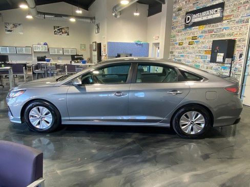 Used 2019 Hyundai Sonata SE image 4
