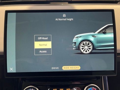 Used 2023 Land Rover Range Rover Sport SE AWD/4WD image 51