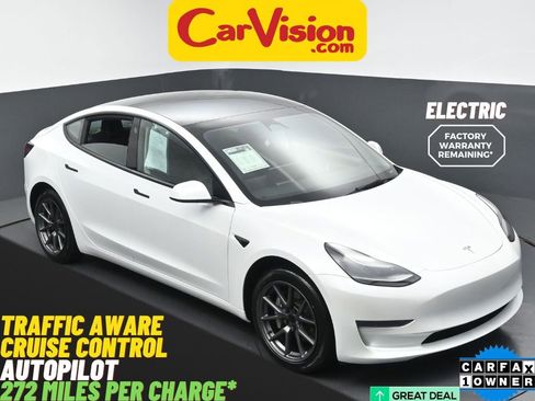 Used 2023 Tesla Model 3 Standard Range RWD image 1