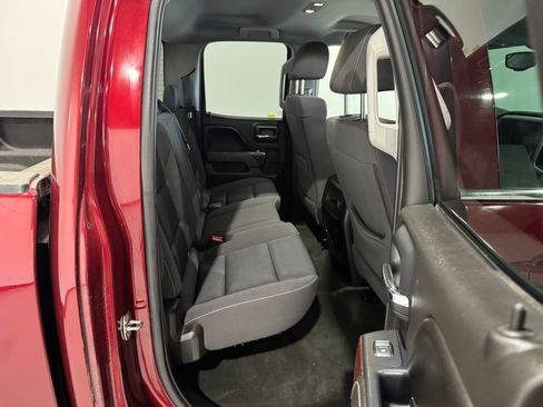 Used 2017 GMC Sierra 1500 SLE w/ Suspension Package, Off-Road AWD/4WD image 23