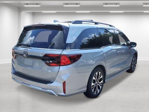 New 2026 Honda Odyssey Elite image 2