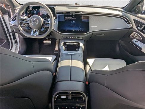 New 2026 Mercedes-Benz E 53 AMG e 4MATIC Sedan image 13