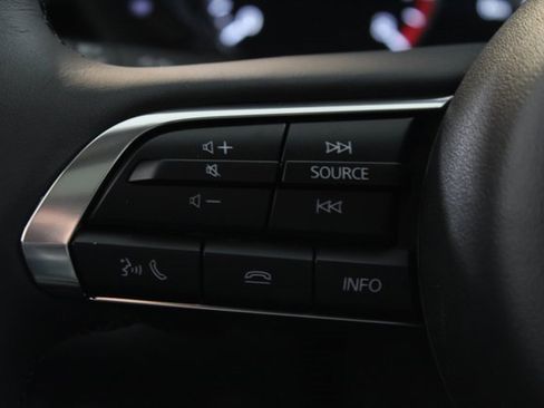 Used 2025 MAZDA CX-30 AWD 2.5 S w/ Premium Package image 19