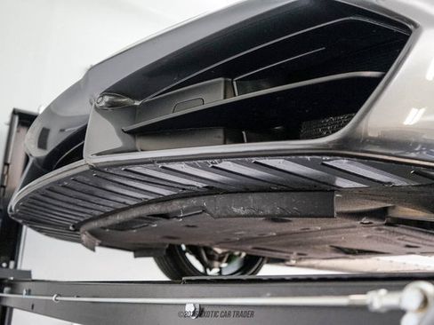 Used 2017 Lamborghini Huracan LP 580-2 RWD image 97