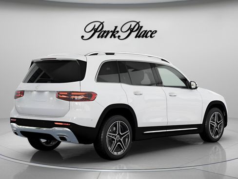Used 2026 Mercedes-Benz GLB 250 image 21