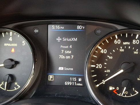 Used 2020 Nissan Rogue SV image 20