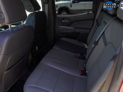 Used 2023 Chevrolet Colorado ZR2 w/ ZR2 Convenience Package III image 11