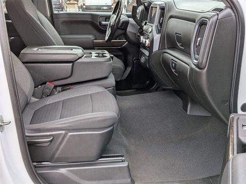 Used 2022 GMC Sierra 1500 SLE image 20
