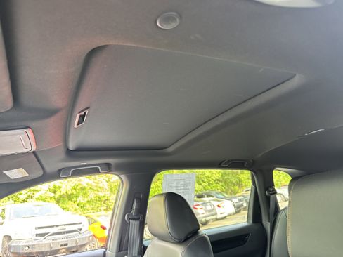 Used 2023 Honda CR-V Sport Touring image 7