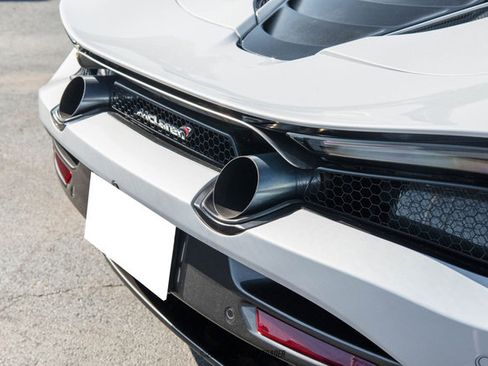 Used 2018 McLaren 720S Luxury image 68