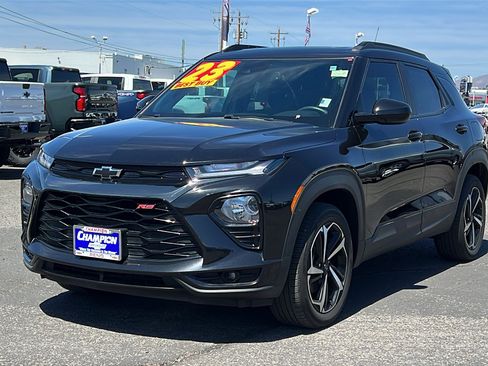 Used 2023 Chevrolet TrailBlazer RS w/ Sun and Liftgate Package AWD/4WD image 1