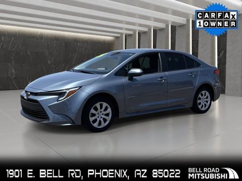 Used 2026 Toyota Corolla LE w/ Carpet Mat Package (TMS) FWD image 1