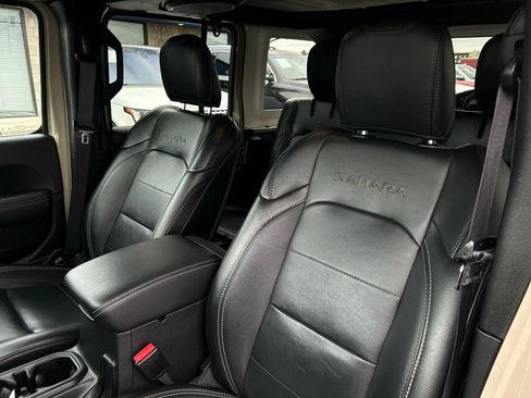 Used 2022 Jeep Wrangler Unlimited Sahara w/ Cold Weather Group image 22