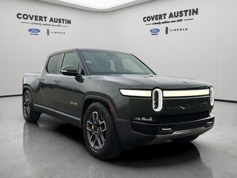 Used 2022 Rivian R1T Adventure image 7